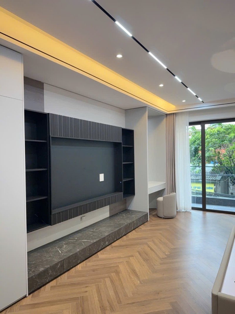 Bán nhà Phố Trạm,Long Biên 8 tầng,100m,mt5.3m oto tránh nhỉnh 26 tỷ - Ảnh 3